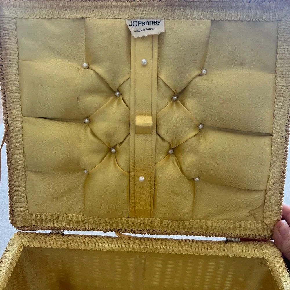 Vintage JCPenney Wicker Sewing Basket Woven Striped Yarn Lid Yellow Lining Japan